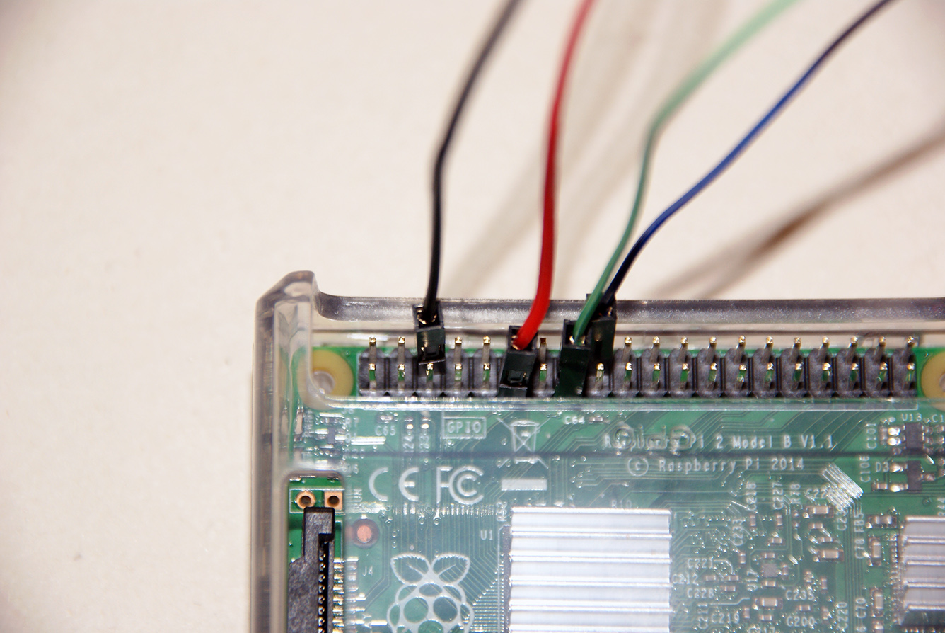 Connecting the Raspberry Pi to the breadboard